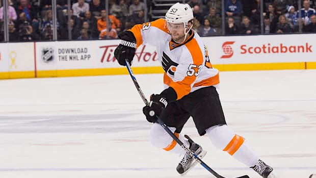 shyane-gostisbehere-flyers-diving-save-ghost-bear-emoji-fans-nhl-960.jpg